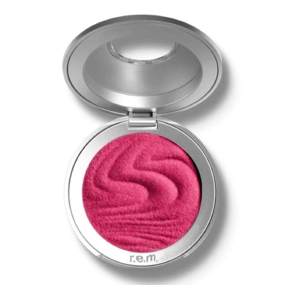 r.e.m. beauty Hypernova Satin Matte Blush in Strawberry Nebula